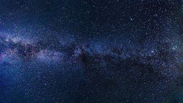 Jak mohou astronomie a astrologie obohatit naše chápání vesmíru